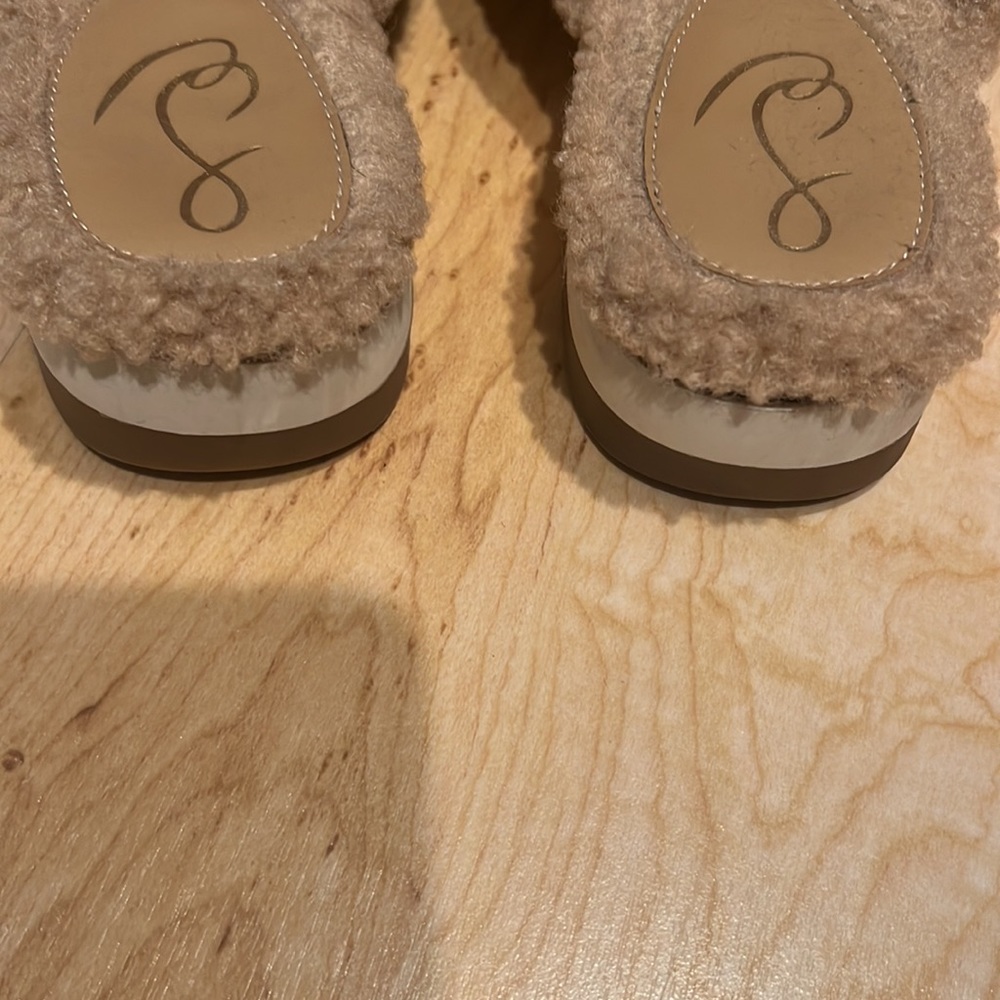 Sam Edelman Shearling Sandals - Picture 4 of 5